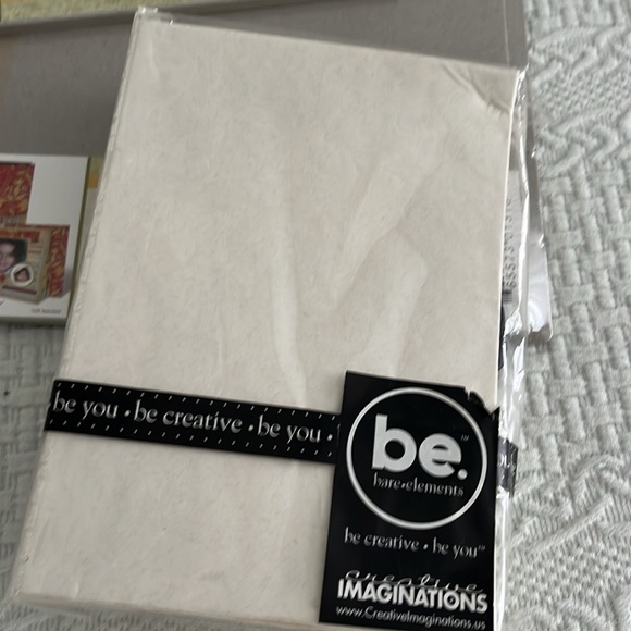 Scrapbooking/ Paper Crafts - Picture 5 of 7